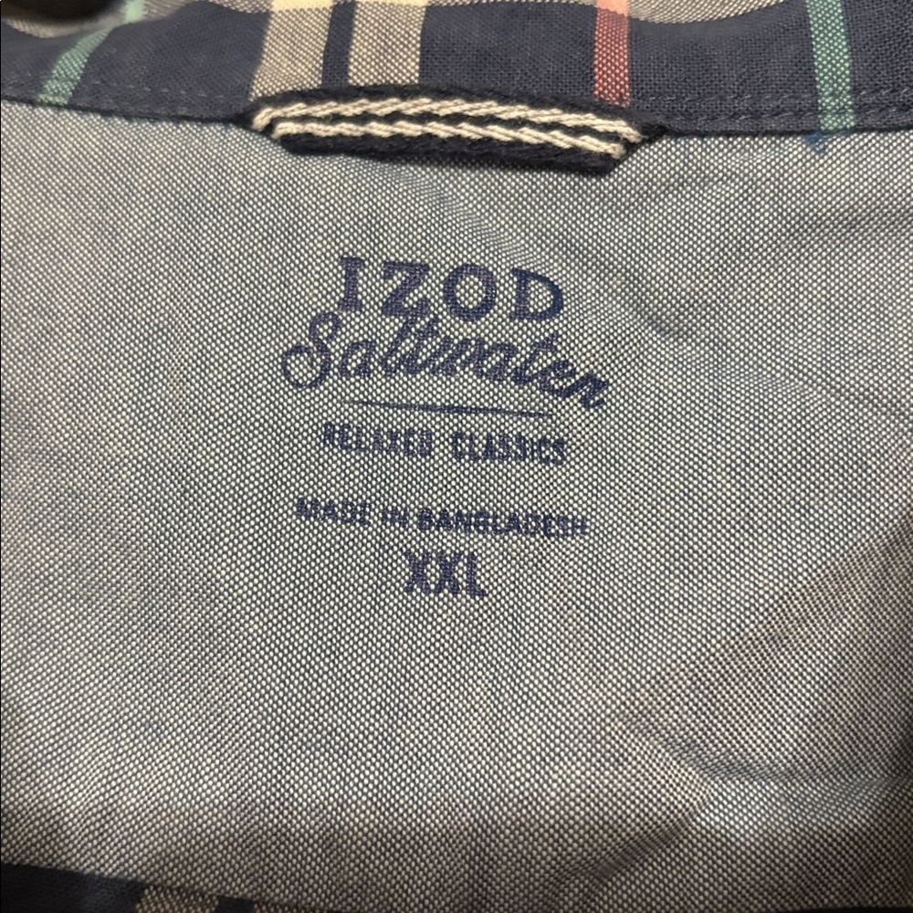 IZOD men’s button down shirt - Picture 2 of 6